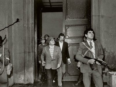 Abandonados a su suerte, los héroes de Salvador Allende