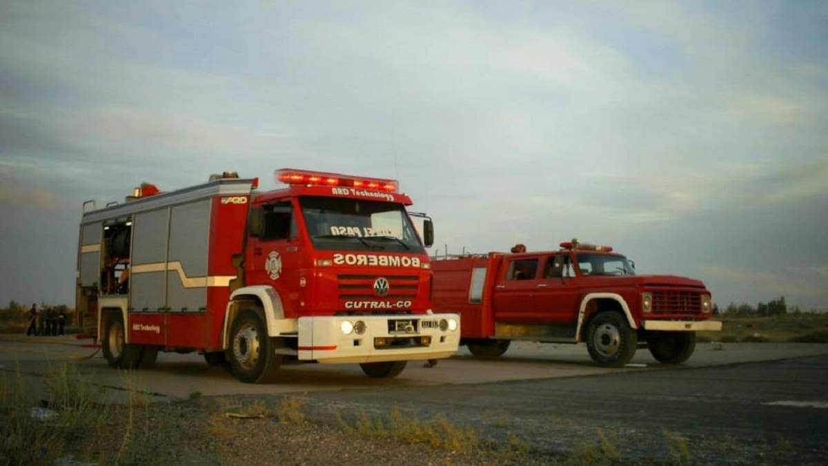 Bomberos voluntarios de Cutral Co. Fuente: (Facebook)