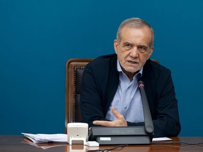 El presidente de Irán promulga la ley para suspender la cooperación con el OIEA