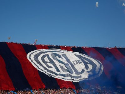 “Prótesis en las dos rodillas”: el jugador que dio su vida por San Lorenzo y descuidó su salud