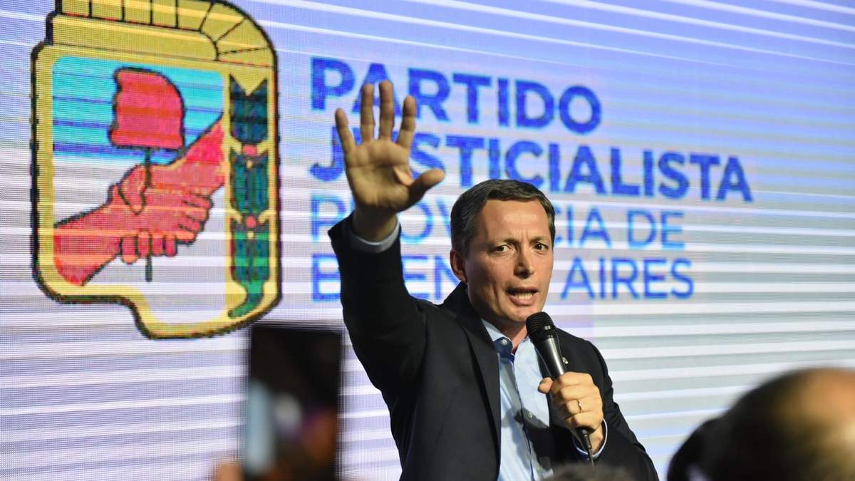 Fernando Gray exigió un cambio de dirigentes en el PJ. Fuente: (Twitter)