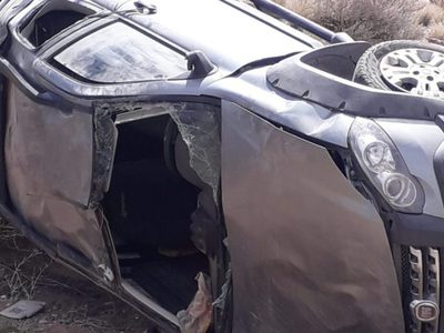 Quiso evitar un choque y volcó en el ingreso a Plaza Huincul