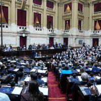 Diputados aprobó un aumento en las jubilaciones: en cuánto quedaría si el Gobierno no lo veta