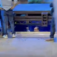 Max Cortázar cae en una pileta de agua en el acto de relanzamiento del PAN (Videos)
