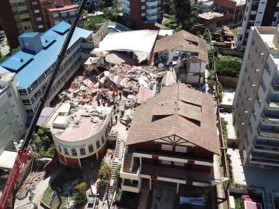 Derrumbe en Villa Gesell: suspenden los trabajos de rescate por fuertes tormentas