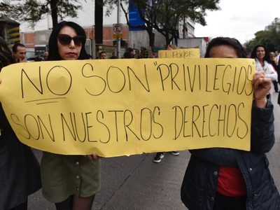 Juez federal suspende la reforma que elimina 13 fideicomisos del Poder Judicial