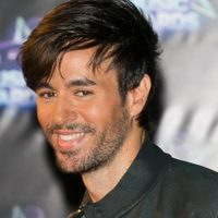 La divertida actividad con la que Enrique Iglesias entretiene a sus gemelos en esta cuarentena