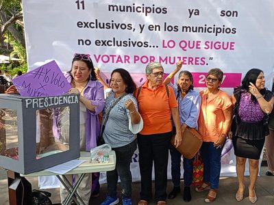 Feministas logran 11 candidaturas municipales exclusivas para mujeres en Morelos