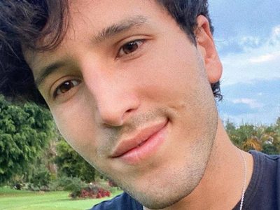 ¡Podría esmerarse! Sebastián Yatra mostró sus dotes para el baile con este video en Instagram