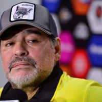 "Se conocían de toda la vida": Diego Maradona llora la pérdida de su cuñado