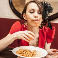 ¡Horóscopo del glotón! Estos tres signos del zodiaco adoran comer