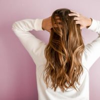 Ahorrá en peluquería: prepará esta mascarilla para hidratar tu cabello con 3 ingredientes fáciles de conseguir