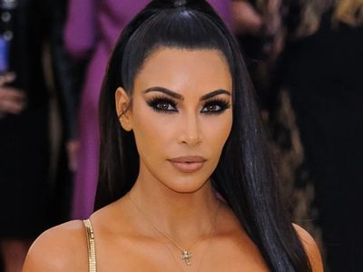 Atención fashionistas: Kim Kardashian rememora sus looks de red carpet más icónicos y elegantes