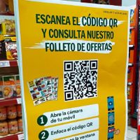 Los híper y supermercados deberán exhibir un QR con precios actualizados de la canasta básica