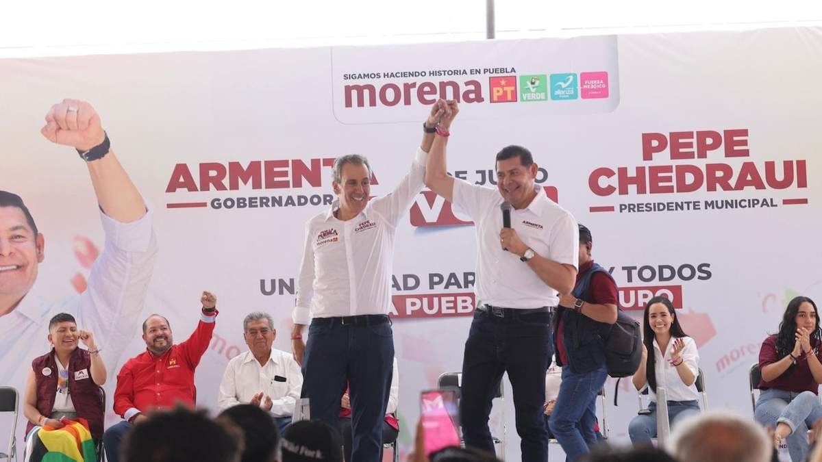 El aspirante a la gubernatura junto con Pepe Chedraui, candidato morenista a la capital