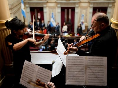 Nuevo revés contra Milei: el Senado rechaza decreto que desregula economía