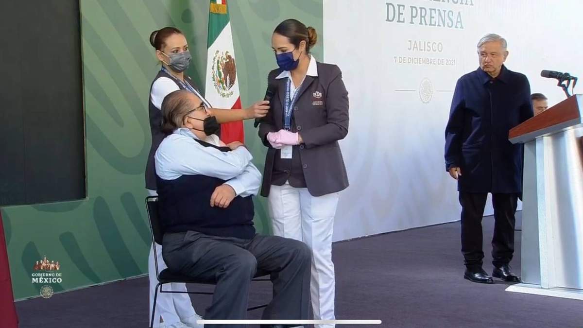 Hoy inició el refuerzo de vacuna para adultos mayores