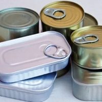 No tires las latas de atún o de picadillo vacías: creá este bello regalo para el Día del Amigo en menos de 10 minutos