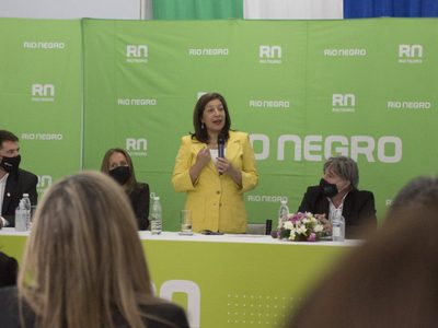 Mañana, Arabela Carreras tomará el juramento a los ministros de Trabajo y Seguridad