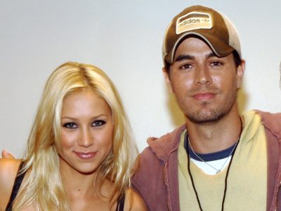 La hija de Enrique Iglesias y Anna Kournikova enamora a todos con su tierna sonrisa