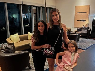 Lejos de Ángel Di María: el lujoso viaje de Jorgelina Cardoso con sus hijas