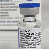 El laboratorio Richmond finalizó la producción del primer lote de la vacuna Sputnik V