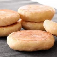 Pan de avena sin horno: genial para hacer tostados y listo en minutos para disfrutar calentito