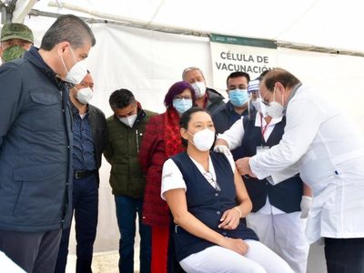 Llegan a Coahuila las primeras 8 mil 775 vacunas para médicos