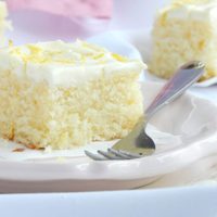 Torta de limón sin azúcar y sin gluten: una receta alta en proteínas e ideal para cuidarte y darte ese gustito