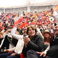 Delfina Gómez promete en Metepec que acabará "con privilegios" si gana la elección de 2023