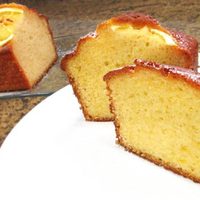 Hacete un bizcocho de avena esponjoso y saludable: la receta rápida para acompañar con mates