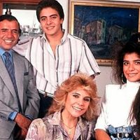 El particular estilo de Zulemita Menem en los 90 que fue replicado en la serie de su padre