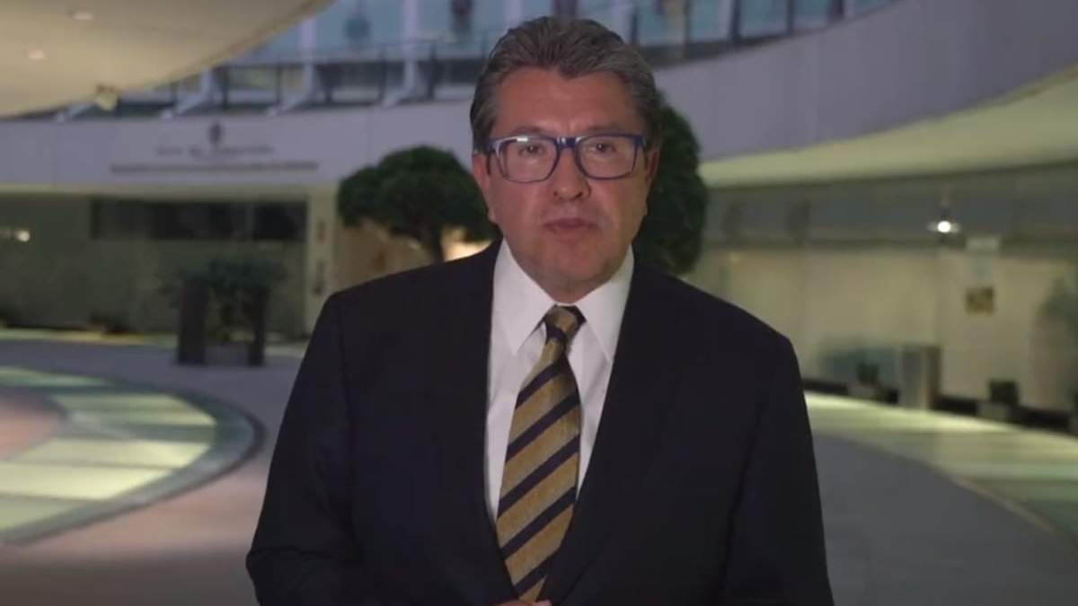 El senador Ricardo Monreal