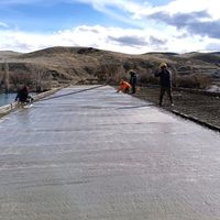 Avanza el hormigonado del nuevo puente de La Rinconada: solo restaría asfaltar las cabeceras