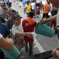 Más de 7 mil 800 migrantes solicitan tarjeta de visitante por razones humanitarias