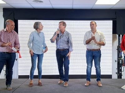 "Mi compromiso es seguir pensando en la gente": Aníbal Tortoriello celebró su victoria definitiva