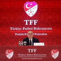 Turquía investiga a más de 150 árbitros por apostar en partidos de futbol