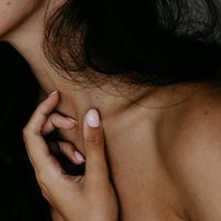 Uñas almendradas cortas: 5 diseños de Nail Art para lucir una manicura fina sin complicarte