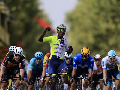 Girmay gana una etapa del Tour de Francia por segunda ocasión; Pogacar sigue líder
