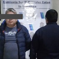 Detuvieron a un policía que mató de 10 disparos a una mujer que intentó robarle