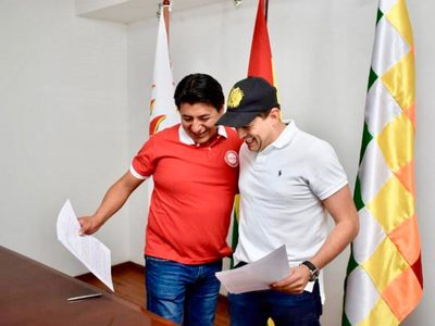Camacho y Pumari se confirmaron como fórmula presidencial para los comicios 2020 en Bolivia