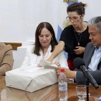 Figueroa en la apertura de sobres de la licitación para construir la EPET26: “Lo que decimos que vamos a hacer, lo hacemos”