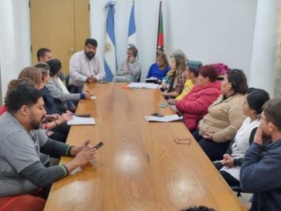 Desde el CPE se comprometieron a solucionar los problemas de calefacción en la EPET 2 y el CPEM 59