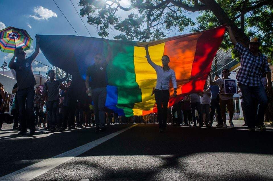 "Falta de espacios laborales para las personas refugiadas, particularmente aquellas de la comunidad LGBT+"