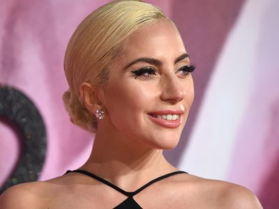 Lady Gaga es sorprendida con un impresionante homenaje por una fanática japonesa