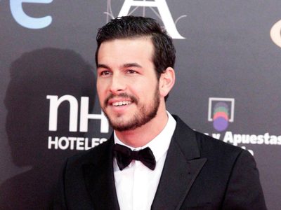 Inesperado: Mario Casas volvió a encontrar el amor con un colega