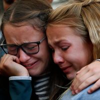 La comunidad LeBarón dijo adiós a Rhonita Miller y sus cuatro niños asesinados