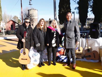 Gutiérrez anunció que iniciará las gestiones para que el tren llegue hasta Senillosa