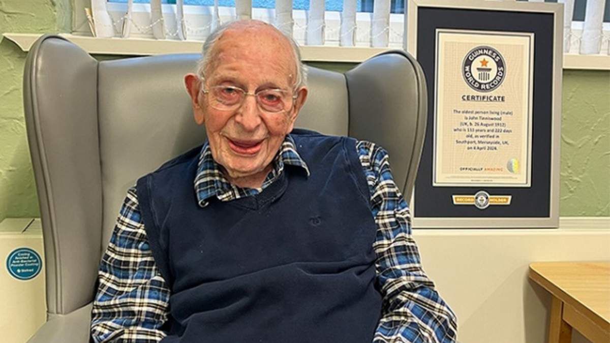 John Tinniswood, quien tenía el récord de las persona más longeva del mundo