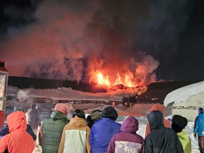 Autoridades del CPEM 74 anunciaron la suspensión de clases tras el voraz incendio